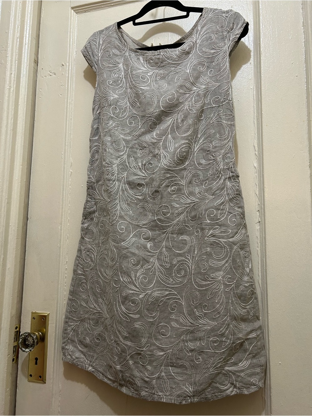 Italian Made Taupe Embroidered Mini Linen Dress Sz S Cap Sleeve Side Shaping